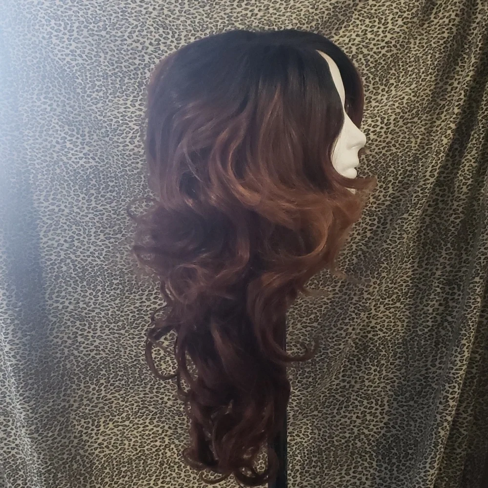 Layered Feathered Synthetic Warm Brown Synthetic Wig - Picture 3 of 7